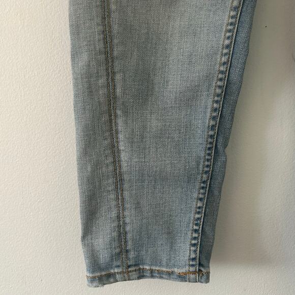 Level 99 Women's Sarah Twisted Seam Tomboy Light Wash Jeans Size 27 - Picture 5 of 9